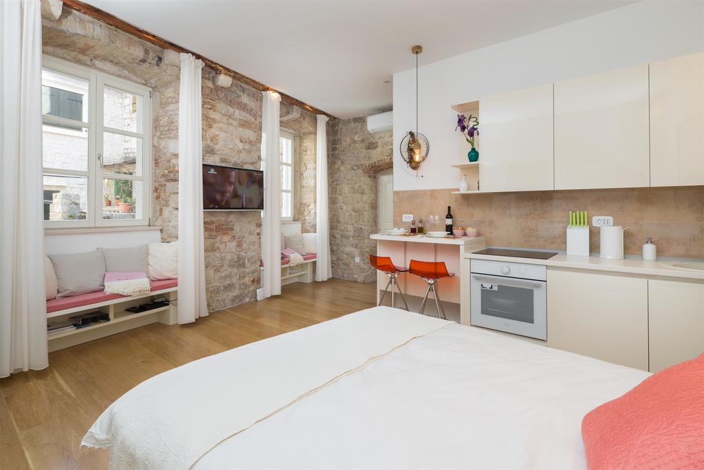 That Place Studio Apartment 特罗吉尔 外观 照片