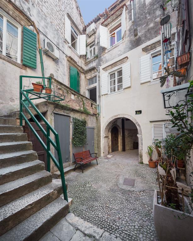 That Place Studio Apartment 特罗吉尔 外观 照片